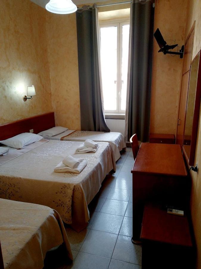 Hotel Ferrari Roma Exterior foto