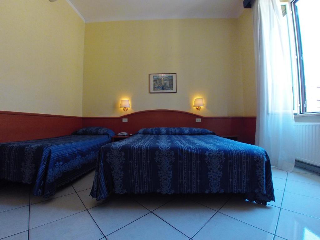 Hotel Ferrari Roma Cameră foto